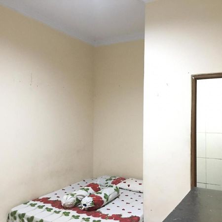 Pondokmelati 贾蒂瓦纳香草宾馆-仅限女性酒店 外观 照片