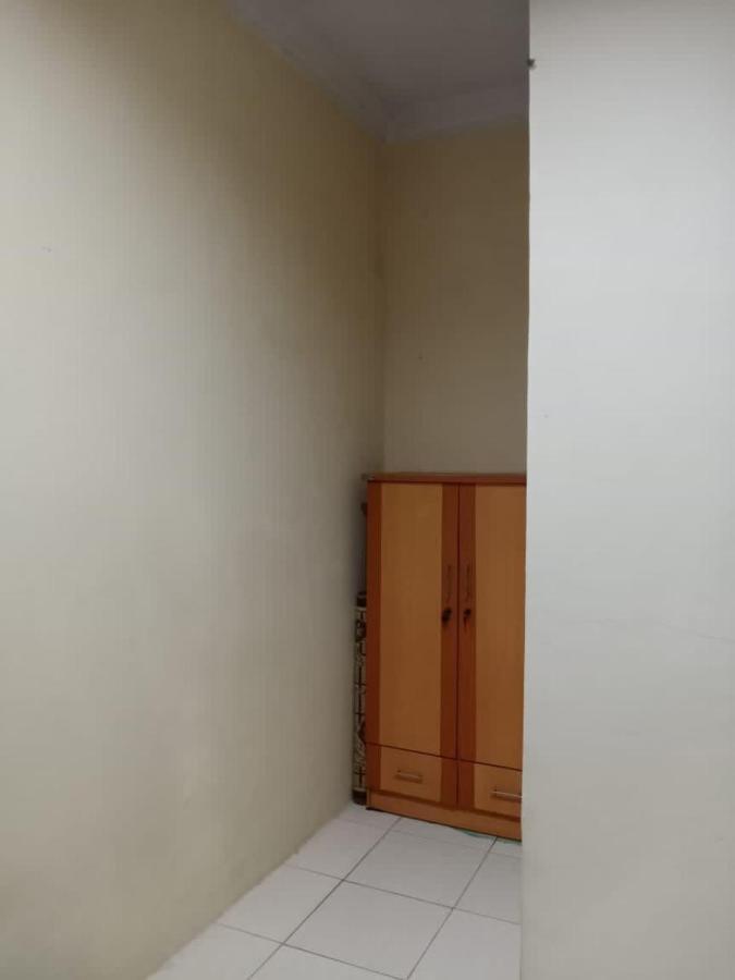Pondokmelati 贾蒂瓦纳香草宾馆-仅限女性酒店 外观 照片